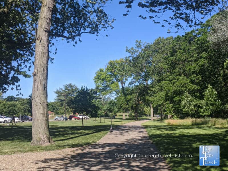 Beautiful greenery along the bike trail at Edgewater Park in Cleveland