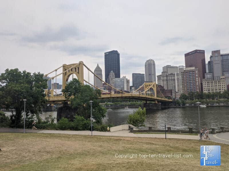 Gorgeous views of the Pittsburgh skyline via the Northshore Riverfront Park bike trail