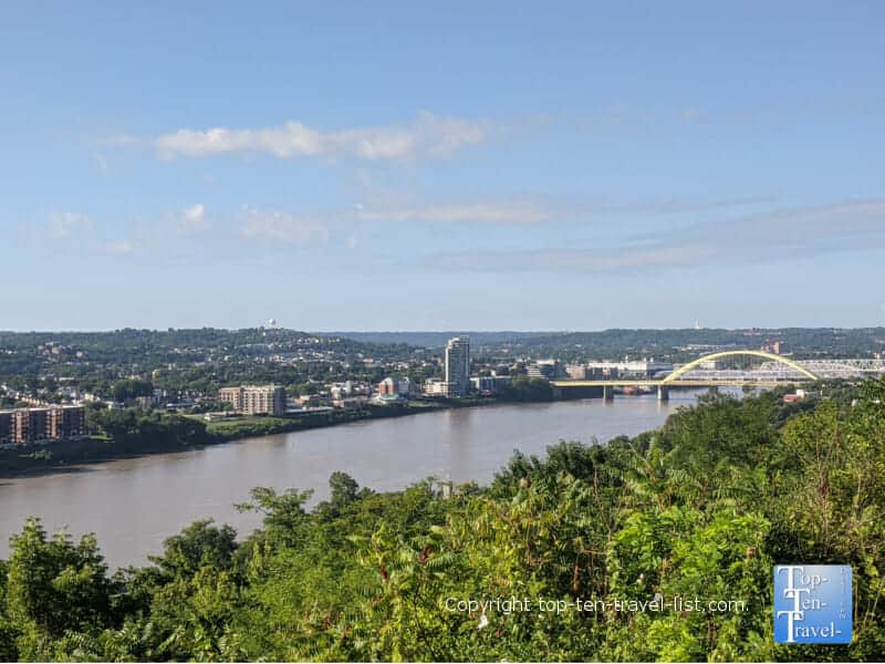Scenic overlook at Eden park in Cincinnati, Ohio 