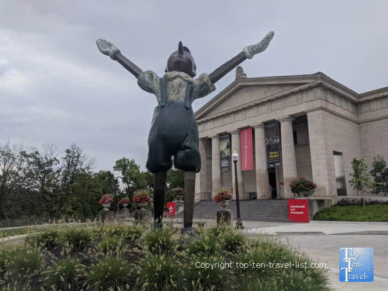 Pinocchio statue at the Cincinnati Art Museum