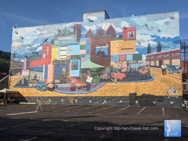 Colorful mural in the Strip District of Pittsburgh