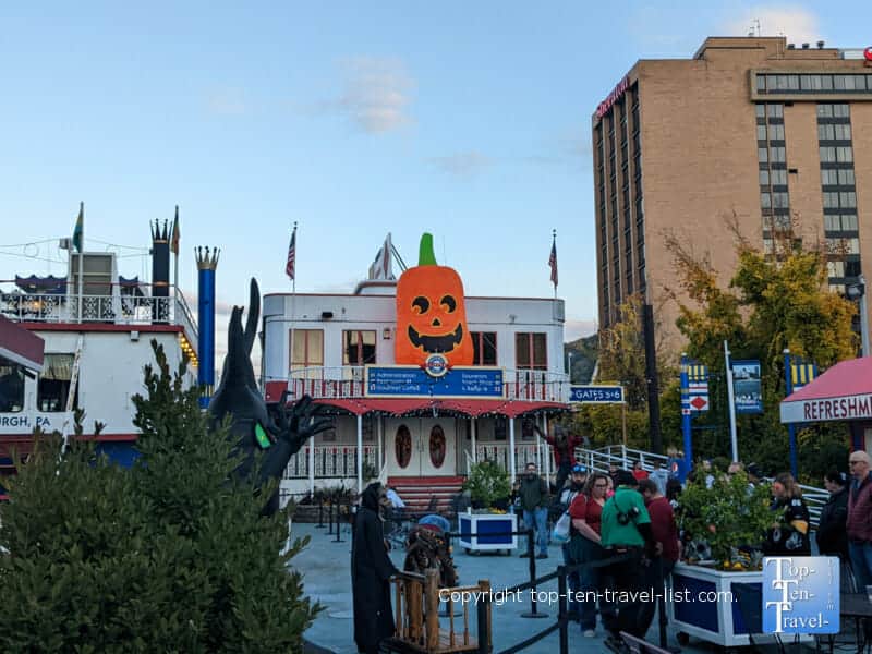 Gateway Clipper Halloween cruise in Pittsburgh 