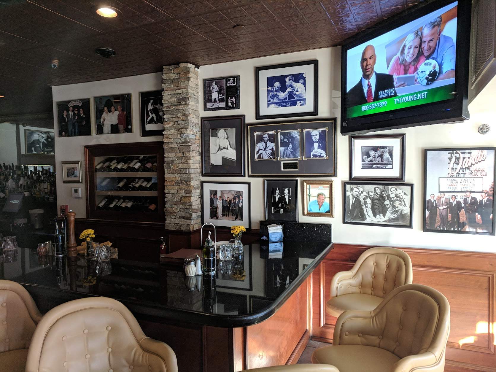Interior of Andino's Italian
