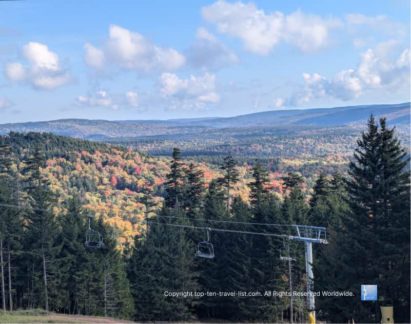Fall foliage on the chairlift ride at Snowshoe Mountain Resort