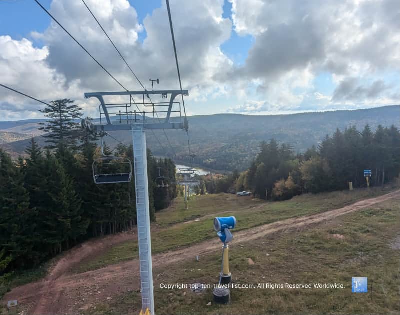 Snowshoe Mountain Resort ski lift