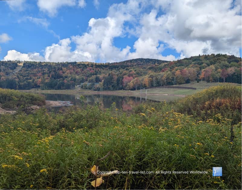 Gorgeous views of Shavers Lake from the trail in Snowshoe, West Virginia
