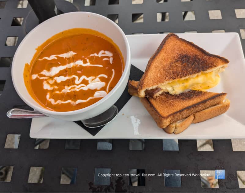 Lunch at the Junction Ale House in Snowshoe, West Virginia