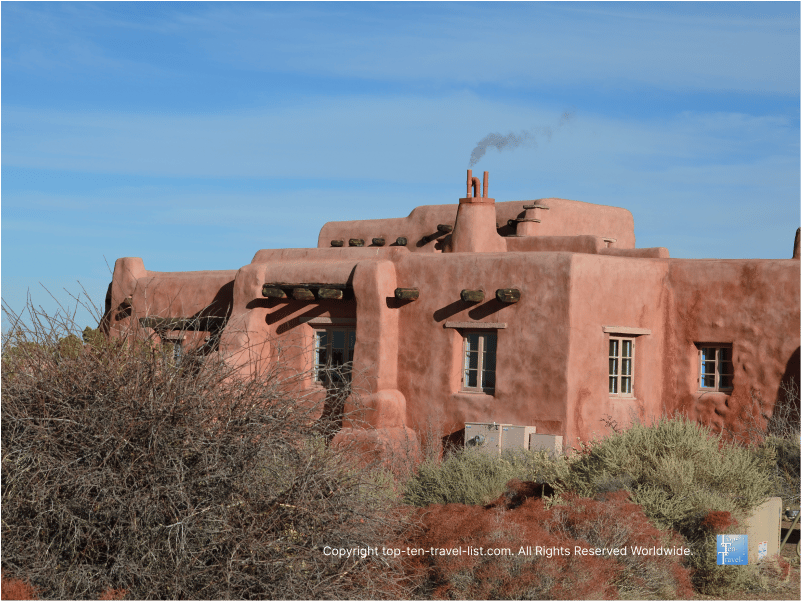 Painted Desert Inn at the Petrified National Forest 