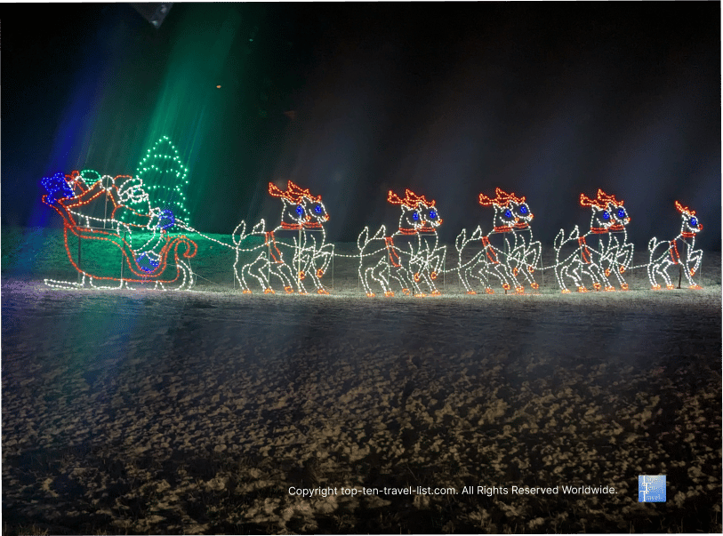 Santa sleigh display at Carlisle Reservation in LaGrange, Ohio 