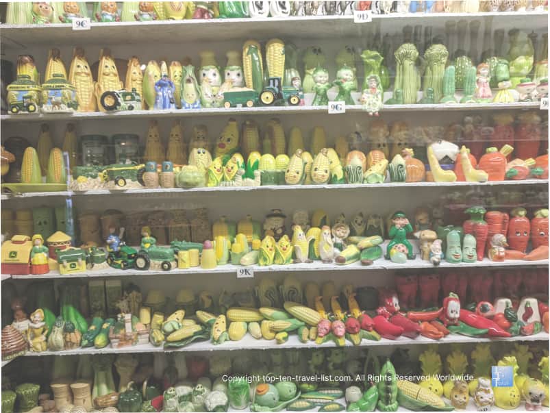 Corn salt and pepper shakers in Gatlinburg
