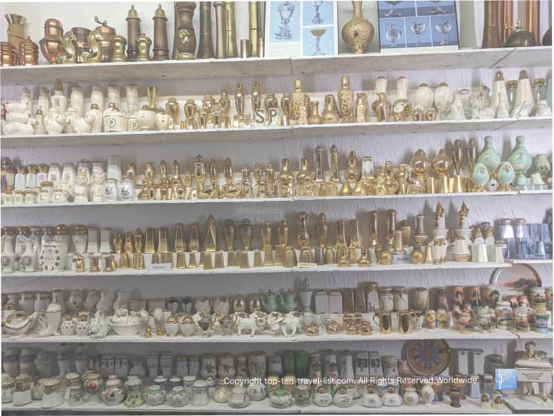Gold shakers in Gatlinburg