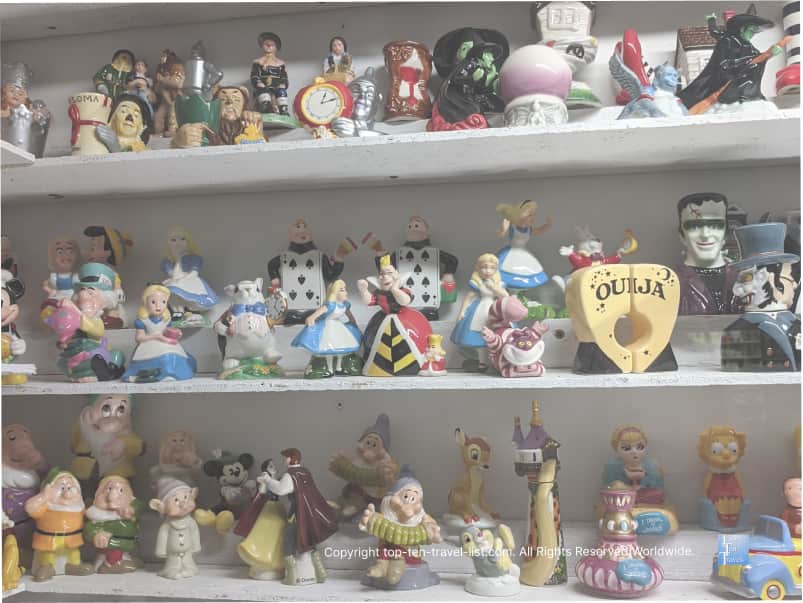 Wizard of Oz salt and pepper shakers in Gatlinburg