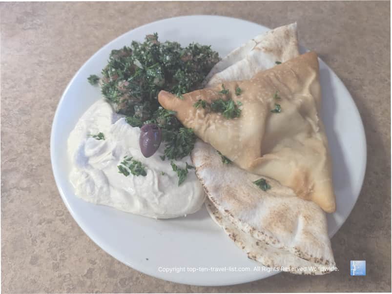 Veggie Mediterranean plate at Sitoos Lebanese in Ohio