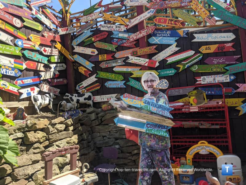 Welcome sign at Randyland in PIttsburgh