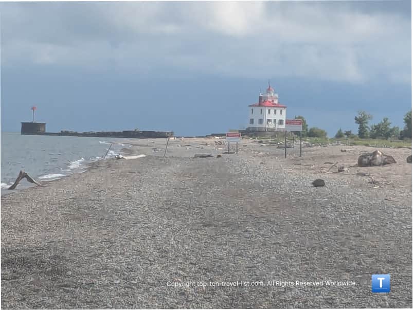 Lighthouse at Headlands Beach in Mentor, Ohio