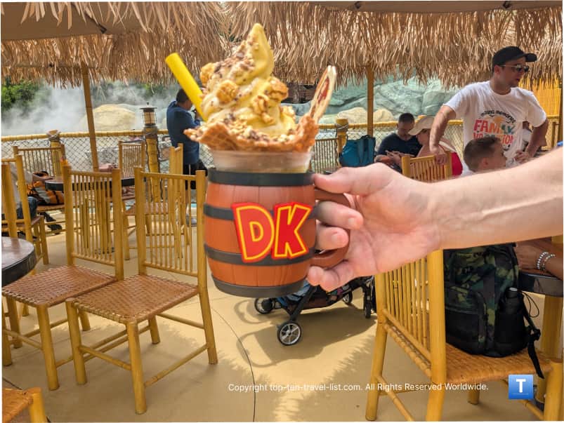 DK Crush pineapple float at Epic Universe