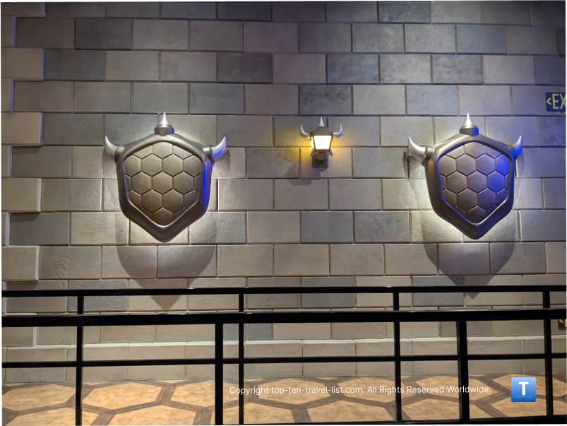 Line queue memorabilia on Mario Kart ride at Super Nintendo World in Universal