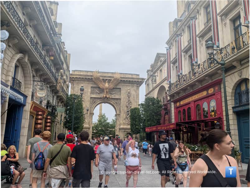 Crowds at The Ministry of Magic at Epic Universe