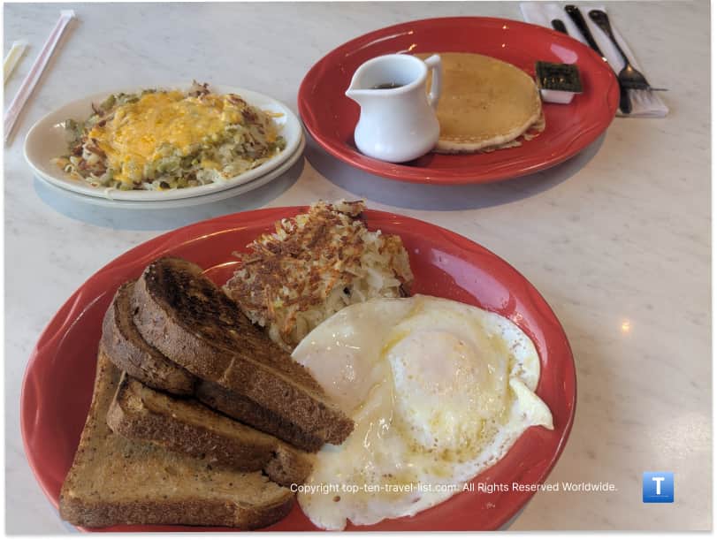 Breakfast at Yours Truly in Chagrin Falls, Ohio