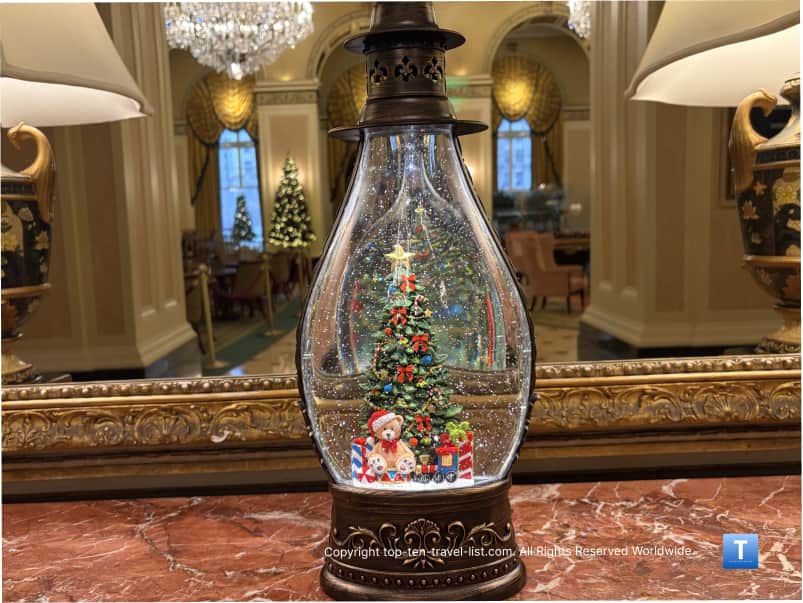 Festive water globe at the Omni William Penn