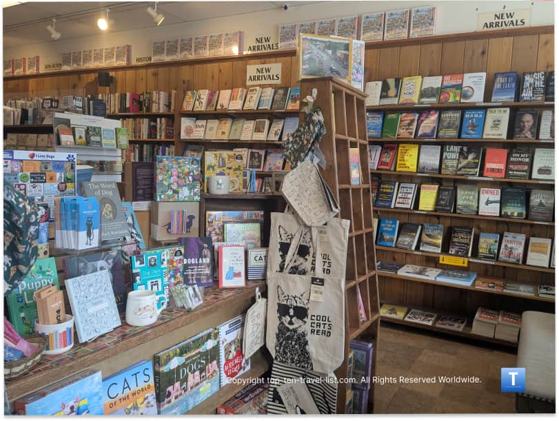 Fireside Books in Chagrin Falls