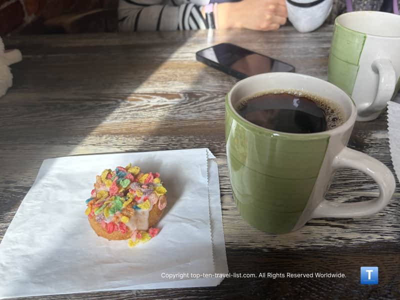 Mini donut at Fiona's cafe in downtown Willoughby 