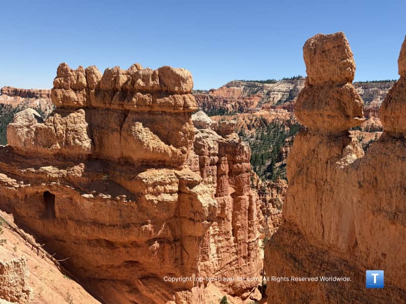 Hoodoos on the Queen's Garden trail at Bryce Canyon National Park