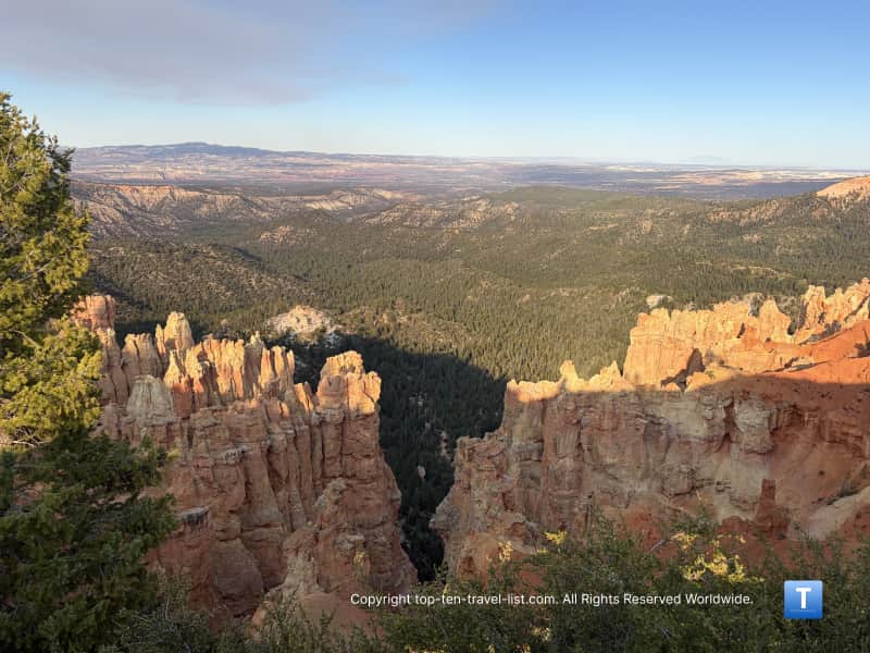 Hoodoo view from Ponderosa Point at Bryce Canyon National Park