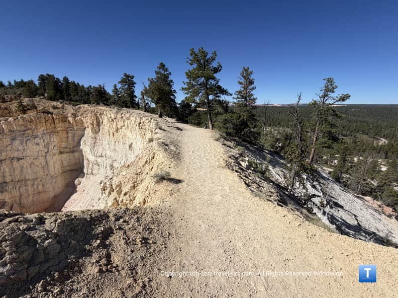 Narrow section on the Bryce to Inspiration Point trail