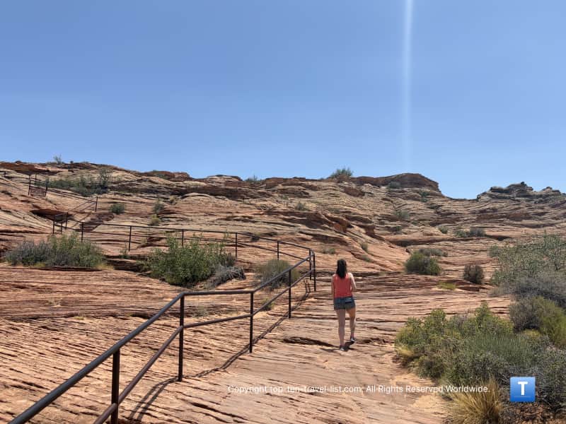 Steep walk to the Glen Canyon Dam overlook in Page, Arizona