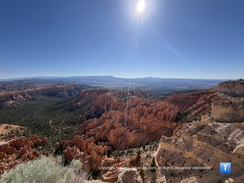Sunrise at Bryce Point
