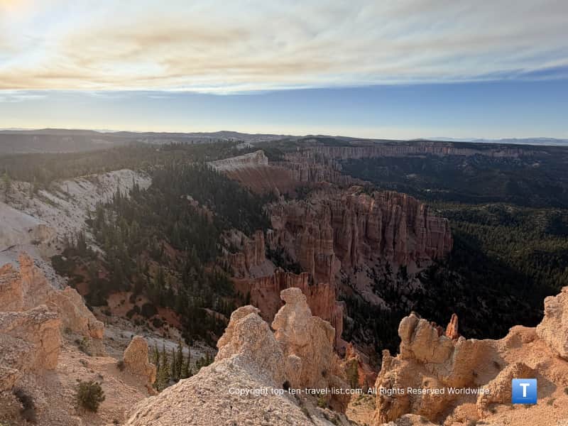 Sunset views at Rainbow Point at Bryce Canyon