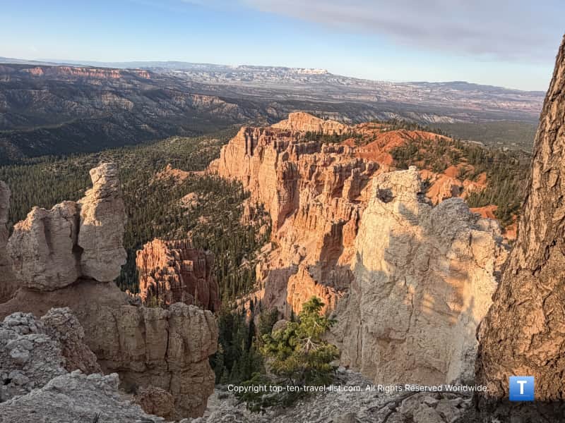 Amazing views of the hoodoos from Rainbow Point at Bryce Canyon
