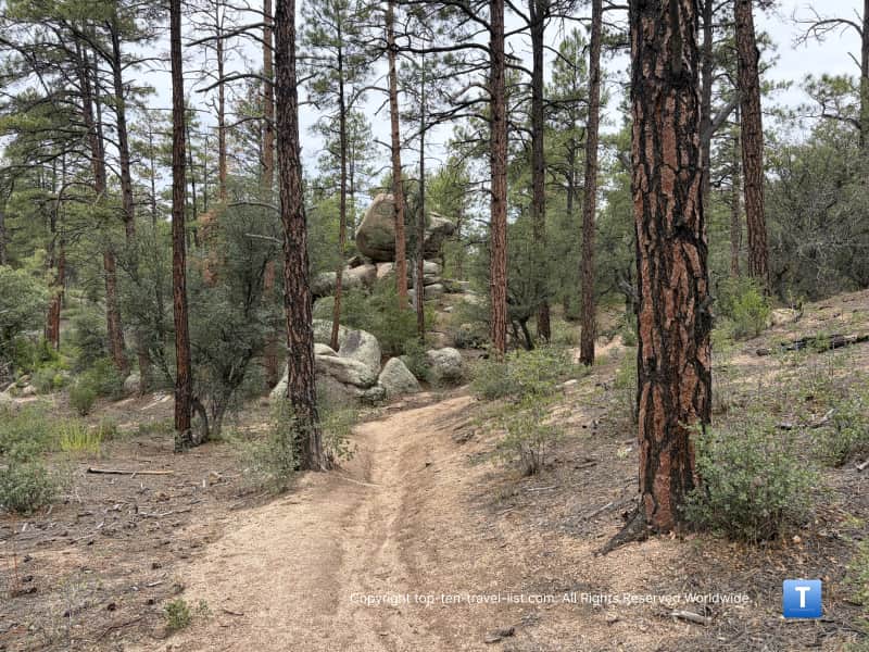 Big rocks along the West Lake Trail 351 in the Prescott National Forest