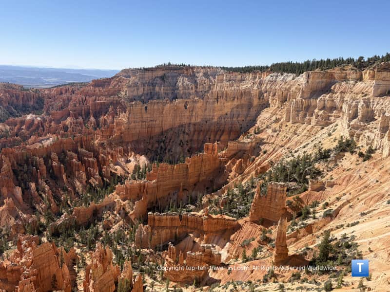 Wall of Windows seen from Inspiration Point at Bryce Canyon