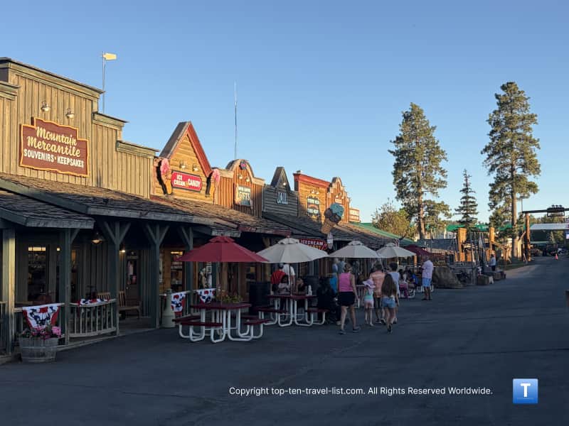 Old Bryce Town country western theme