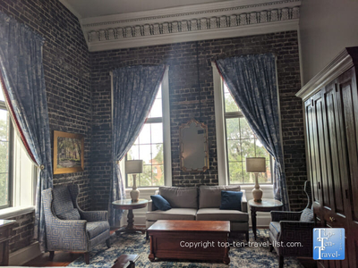 Attraction of the Week: Savannah’s Haunted East Bay Inn - Top Ten Travel List