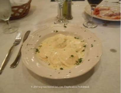 Italian Fine Dining in Dixon, Illinois: Basil Tree Ristorante - Top Ten Travel List