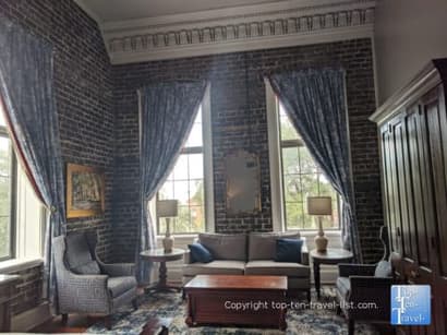 Attraction of the Week: Savannah’s Haunted East Bay Inn - Top Ten Travel List